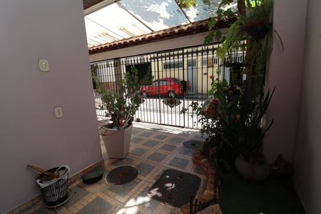 Casa à venda com 204m², 4 quartos e 1 vagaQuintal