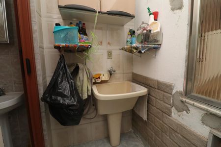 Casa à venda com 204m², 4 quartos e 1 vagaÁrea de Serviço