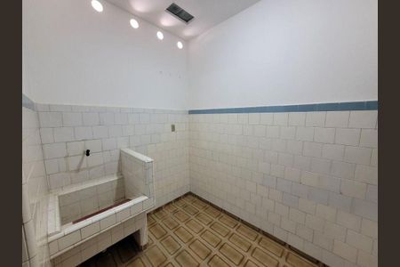 Casa à venda com 240m², 4 quartos e 5 vagas