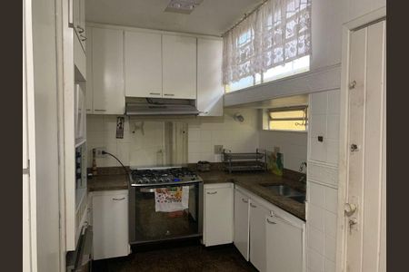 Casa para alugar com 336m², 3 quartos e 2 vagas