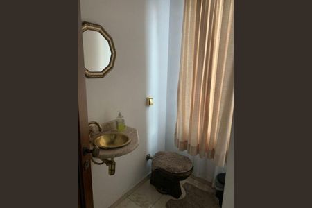 Casa para alugar com 336m², 3 quartos e 2 vagas