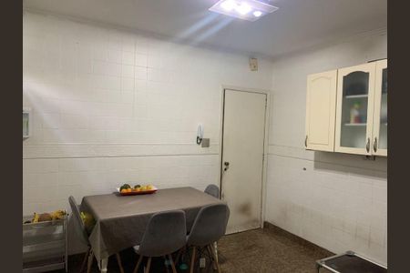 Casa para alugar com 336m², 3 quartos e 2 vagas