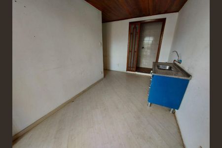Casa à venda com 220m², 4 quartos e 2 vagas