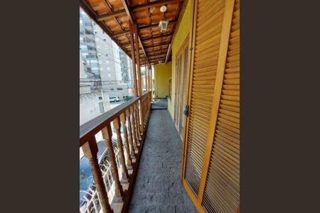 Casa à venda com 220m², 4 quartos e 2 vagas