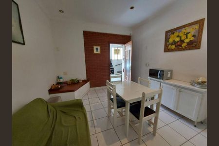 Casa à venda com 220m², 4 quartos e 2 vagas