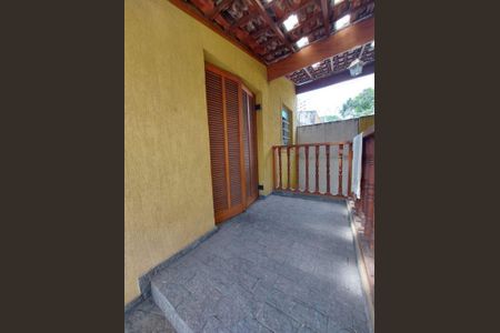 Casa à venda com 220m², 4 quartos e 2 vagas