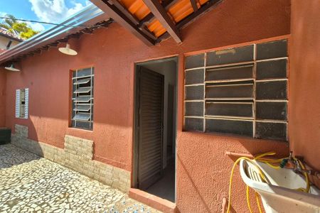 Casa para alugar com 160m², 4 quartos e 1 vagaÁrea de Serviço 