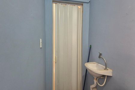 Casa para alugar com 160m², 4 quartos e 1 vagaBanheiro