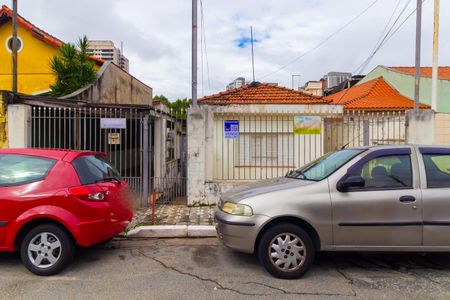Casa à venda com 221m², 5 quartos e 3 vagasFachada
