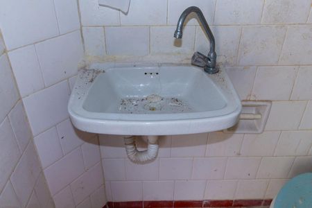 Casa à venda com 221m², 5 quartos e 3 vagasCasa 4 Banheiro