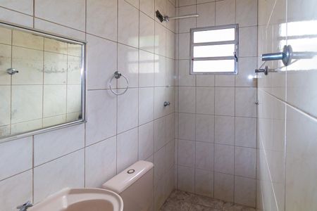 Casa à venda com 221m², 5 quartos e 3 vagasBanheiro