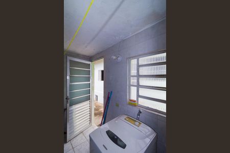 Casa à venda com 221m², 5 quartos e 3 vagasCasa 1 Área de Serviço