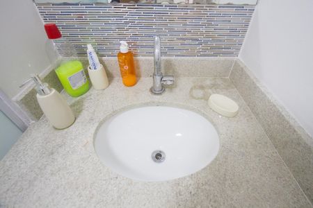 Apartamento para alugar com 110m², 3 quartos e 2 vagas Banheiro Pia/Suíte