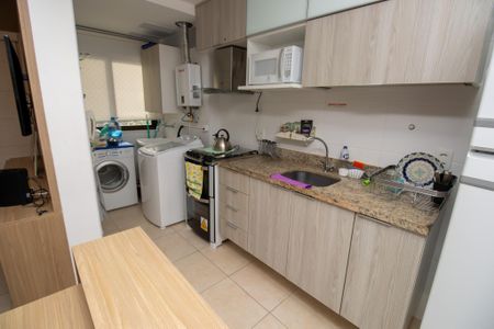 Apartamento à venda com 65m², 2 quartos e 2 vagasCozinha