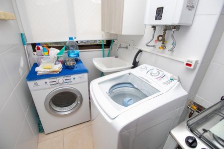 Apartamento à venda com 65m², 2 quartos e 2 vagasÁrea de Serviço