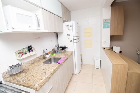 Apartamento à venda com 65m², 2 quartos e 2 vagasCozinha