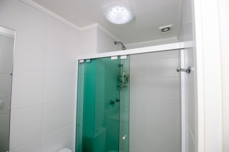 Apartamento à venda com 65m², 2 quartos e 2 vagasBanheiro social