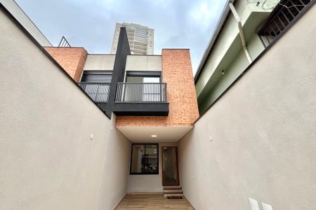 Casa à venda com 165m², 3 quartos e 2 vagas Casa à venda com 165m², 3 quartos e 2 vagasGaragem