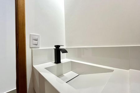 Casa à venda com 165m², 3 quartos e 2 vagas Casa à venda com 165m², 3 quartos e 2 vagasLavabo