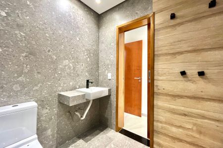 Casa à venda com 165m², 3 quartos e 2 vagas Casa à venda com 165m², 3 quartos e 2 vagasBanheiro da Suíte 1