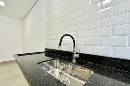 Casa à venda com 165m², 3 quartos e 2 vagas Casa à venda com 165m², 3 quartos e 2 vagasCozinha