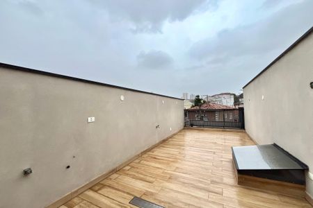 Casa à venda com 165m², 3 quartos e 2 vagas Casa à venda com 165m², 3 quartos e 2 vagasTerraço