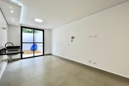 Casa à venda com 165m², 3 quartos e 2 vagas Casa à venda com 165m², 3 quartos e 2 vagasCozinha