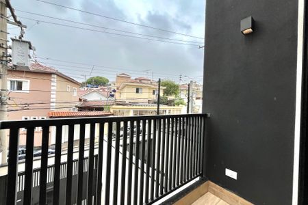 Casa à venda com 165m², 3 quartos e 2 vagas Casa à venda com 165m², 3 quartos e 2 vagasVaranda da Suíte 1