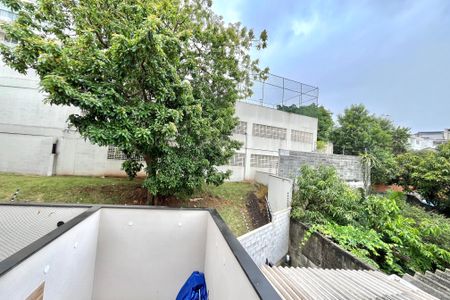 Casa à venda com 165m², 3 quartos e 2 vagas Casa à venda com 165m², 3 quartos e 2 vagasVista da Suíte 2