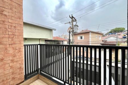 Casa à venda com 165m², 3 quartos e 2 vagas Casa à venda com 165m², 3 quartos e 2 vagasVaranda da Suíte 1