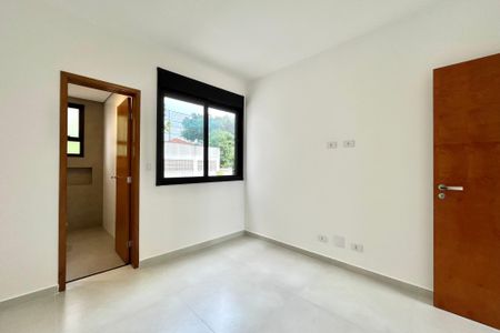 Casa à venda com 165m², 3 quartos e 2 vagas Casa à venda com 165m², 3 quartos e 2 vagasSuite 3
