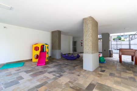 Apartamento à venda com 100m², 2 quartos e 1 vagaÁrea comum - Playground