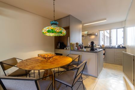 Apartamento à venda com 100m², 2 quartos e 1 vagaCozinha