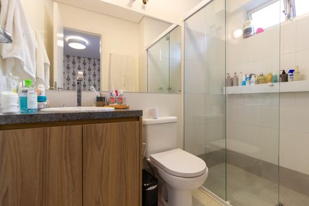 Apartamento à venda com 100m², 2 quartos e 1 vagaBanheiro da Suíte