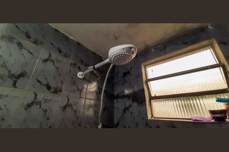 Casa à venda com 100m², 3 quartos e 1 vaga Casa à venda com 100m², 3 quartos e 1 vagaBanheiro 2