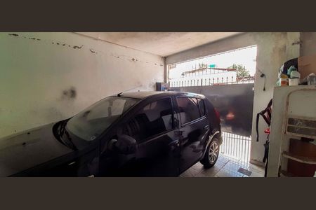 Casa à venda com 100m², 3 quartos e 1 vaga Casa à venda com 100m², 3 quartos e 1 vagaGaragem