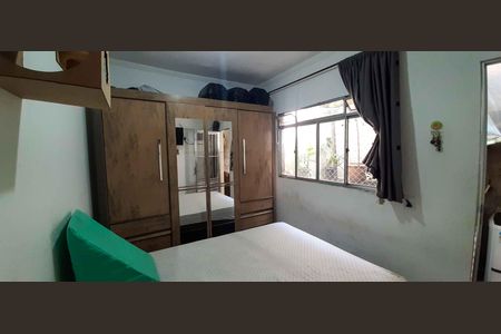 Casa à venda com 100m², 3 quartos e 1 vaga Casa à venda com 100m², 3 quartos e 1 vagaSuíte