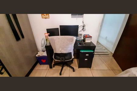 Casa à venda com 100m², 3 quartos e 1 vaga Casa à venda com 100m², 3 quartos e 1 vagaQuarto 1