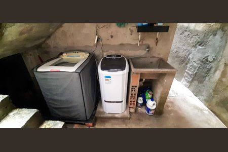 Casa à venda com 100m², 3 quartos e 1 vaga Casa à venda com 100m², 3 quartos e 1 vagaÁrea de Serviço