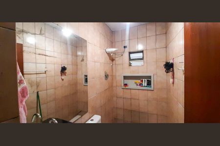 Casa à venda com 100m², 3 quartos e 1 vaga Casa à venda com 100m², 3 quartos e 1 vagaBanheiro 1