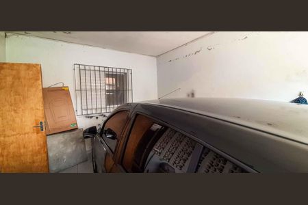 Casa à venda com 100m², 3 quartos e 1 vaga Casa à venda com 100m², 3 quartos e 1 vagaGaragem