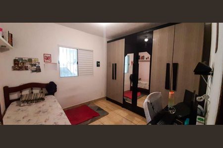 Casa à venda com 100m², 3 quartos e 1 vaga Casa à venda com 100m², 3 quartos e 1 vagaQuarto 1