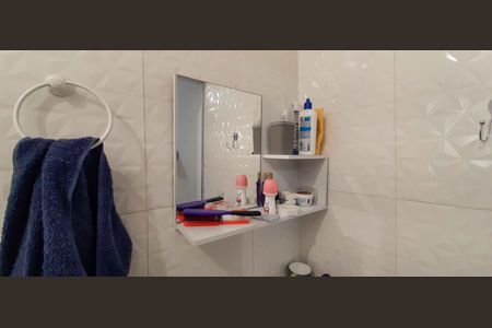 Casa à venda com 100m², 3 quartos e 1 vaga Casa à venda com 100m², 3 quartos e 1 vagaBanheiro da Suíte