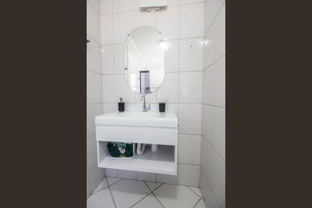 Apartamento à venda com 68m², 2 quartos e 2 vagas Apartamento à venda com 68m², 2 quartos e 2 vagasBanheiro da Suíte