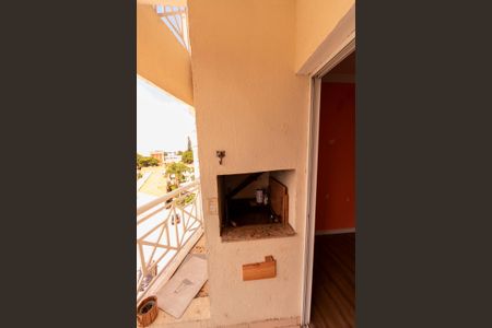 Apartamento à venda com 68m², 2 quartos e 2 vagasSacada da Sala