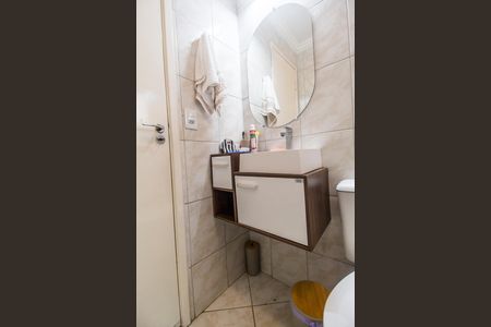 Apartamento à venda com 68m², 2 quartos e 2 vagas Apartamento à venda com 68m², 2 quartos e 2 vagasBanheiro social