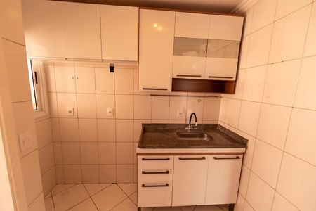 Apartamento à venda com 68m², 2 quartos e 2 vagasCozinha