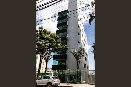Apartamento à venda com 160m², 4 quartos e 4 vagasFachada