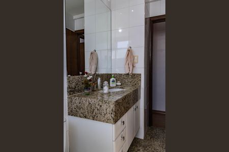 Apartamento à venda com 160m², 4 quartos e 4 vagasBanheiro