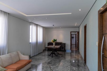 Apartamento à venda com 160m², 4 quartos e 4 vagasSala